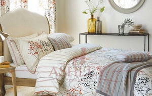 Home-Pippin-Bedding-in-Charcoa & Coral Ткани Sanderson Постельное белье Sanderson Постельное белье Англия
