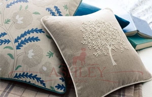 woodland embroideries int 4  Sanderson Woodland Embroideries    